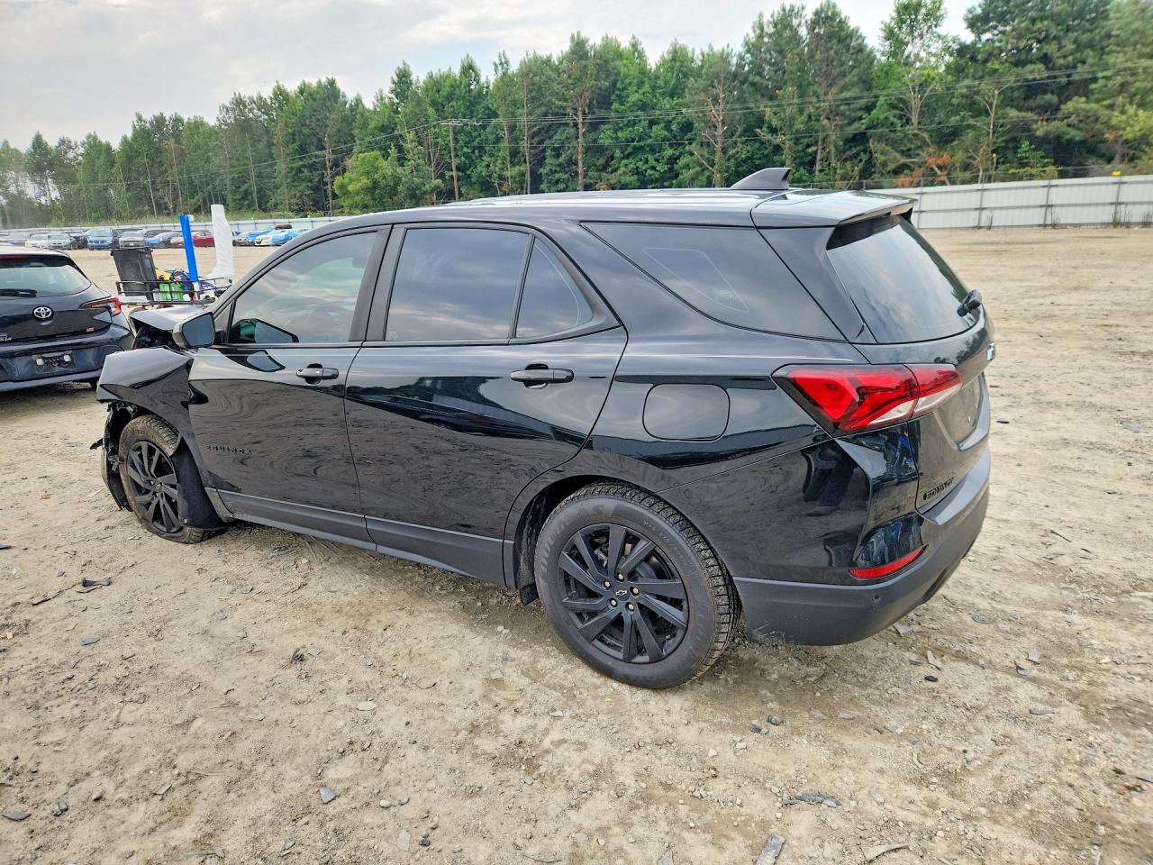 2023 CHEVROLET EQUINOX LS — снимка 2