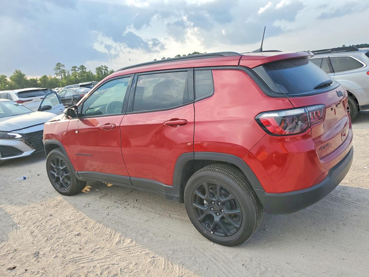 2026 JEEP COMPASS LATITUDE — снимка 2