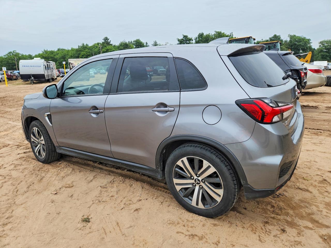 2021 MITSUBISHI OUTLANDER SPORT ES — снимка 2