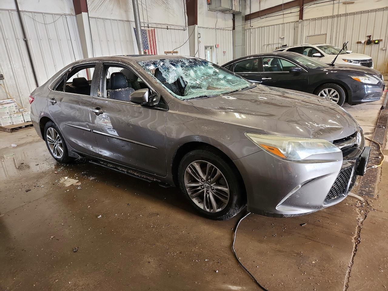 2017 TOYOTA CAMRY SE — снимка 4