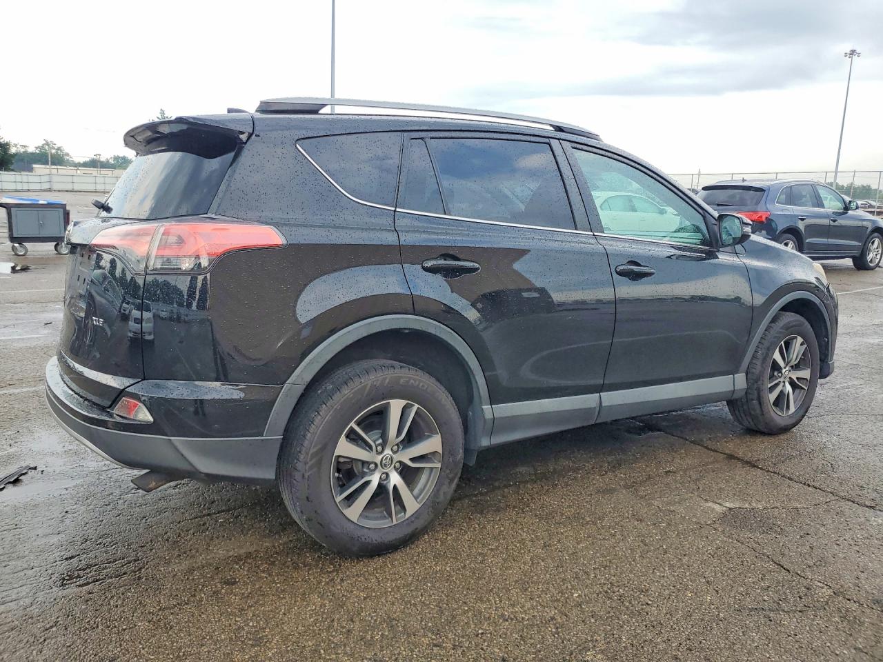 2018 TOYOTA RAV4 XLE — снимка 3