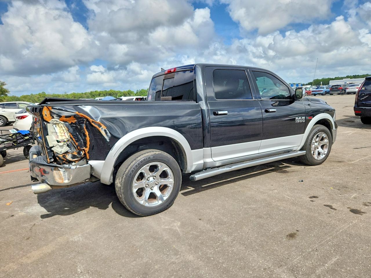 2016 RAM 1500 LARAMIE — снимка 3