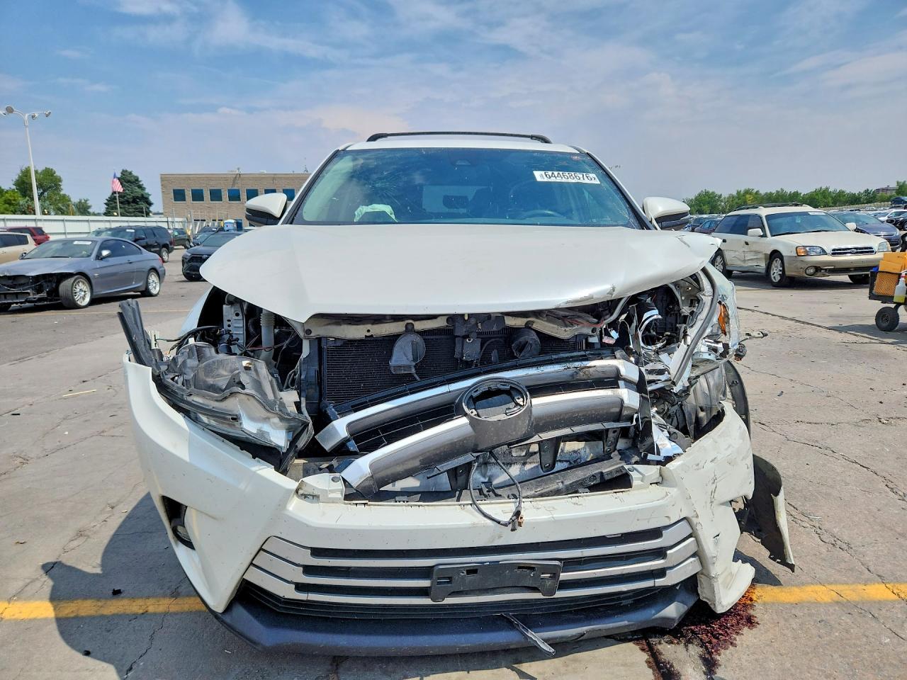 2018 TOYOTA HIGHLANDER LE — снимка 5