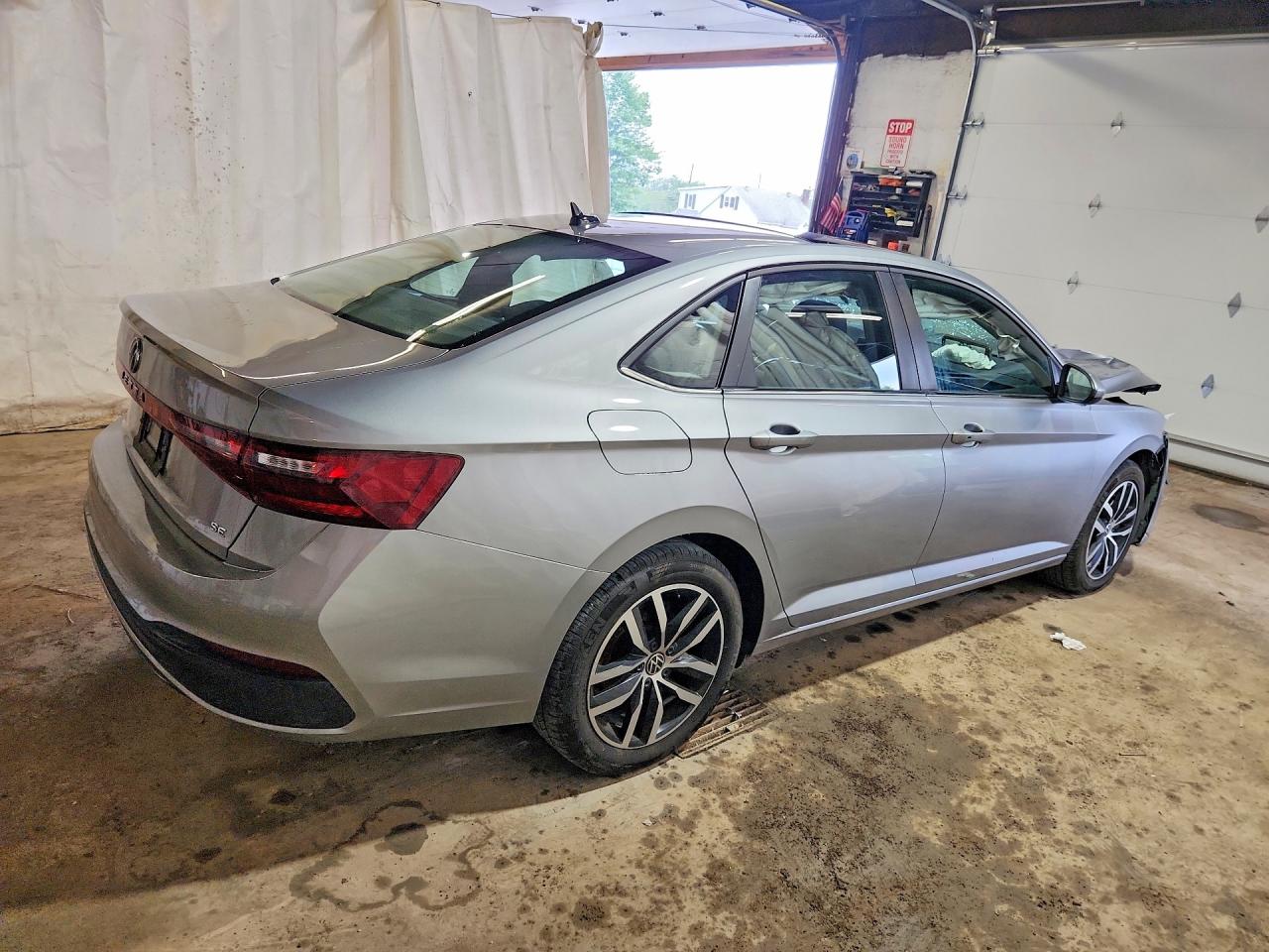 2025 VOLKSWAGEN JETTA SE — снимка 3
