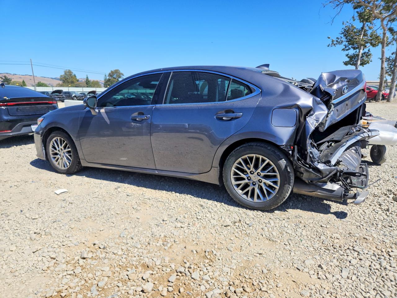 2017 LEXUS ES 350 — снимка 2
