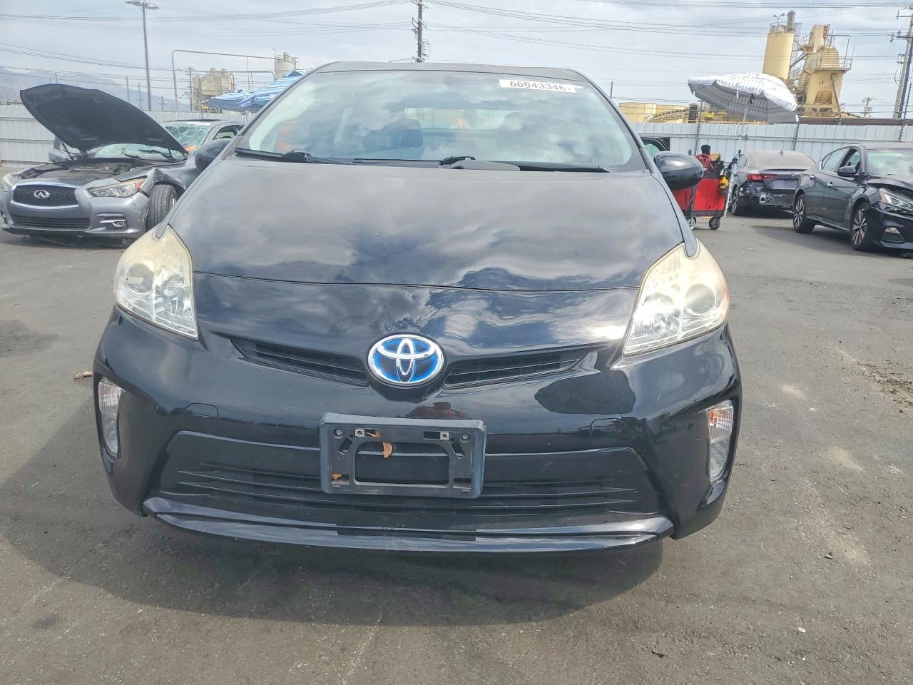 2015 TOYOTA PRIUS FOUR — снимка 5