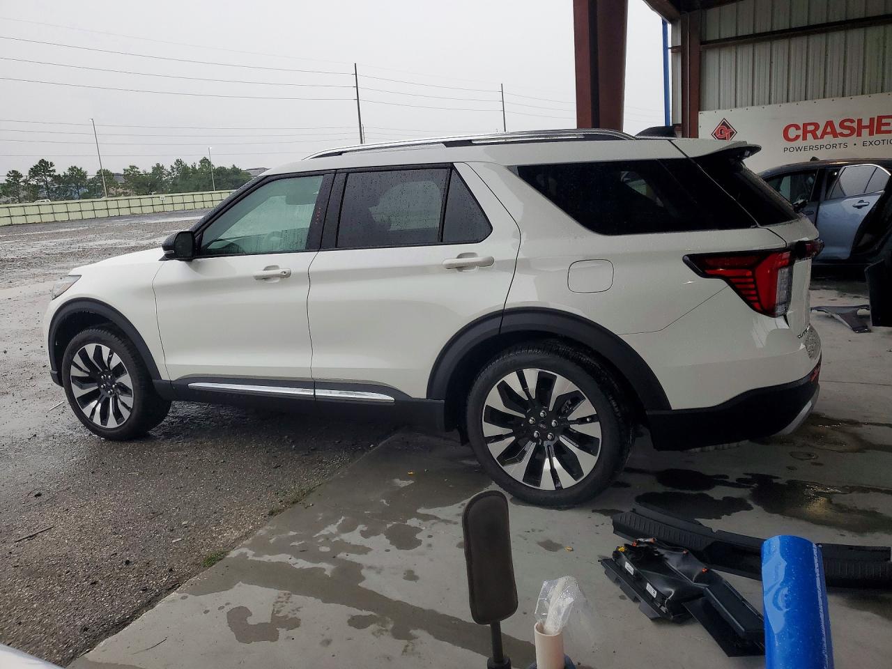 2026 FORD EXPLORER PLATINUM — photo 2