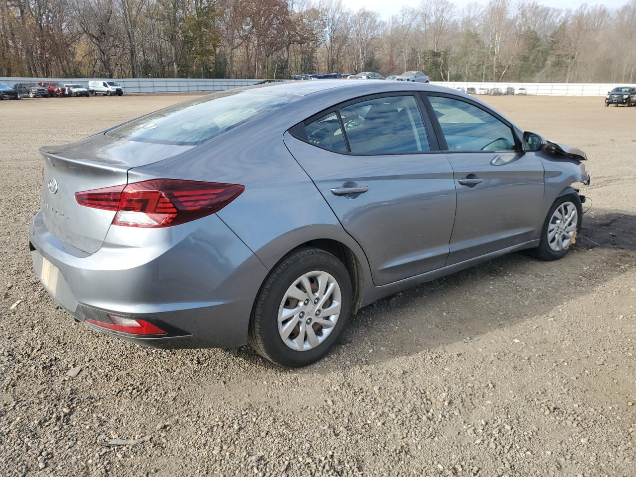 2019 HYUNDAI ELANTRA SE — снимка 3