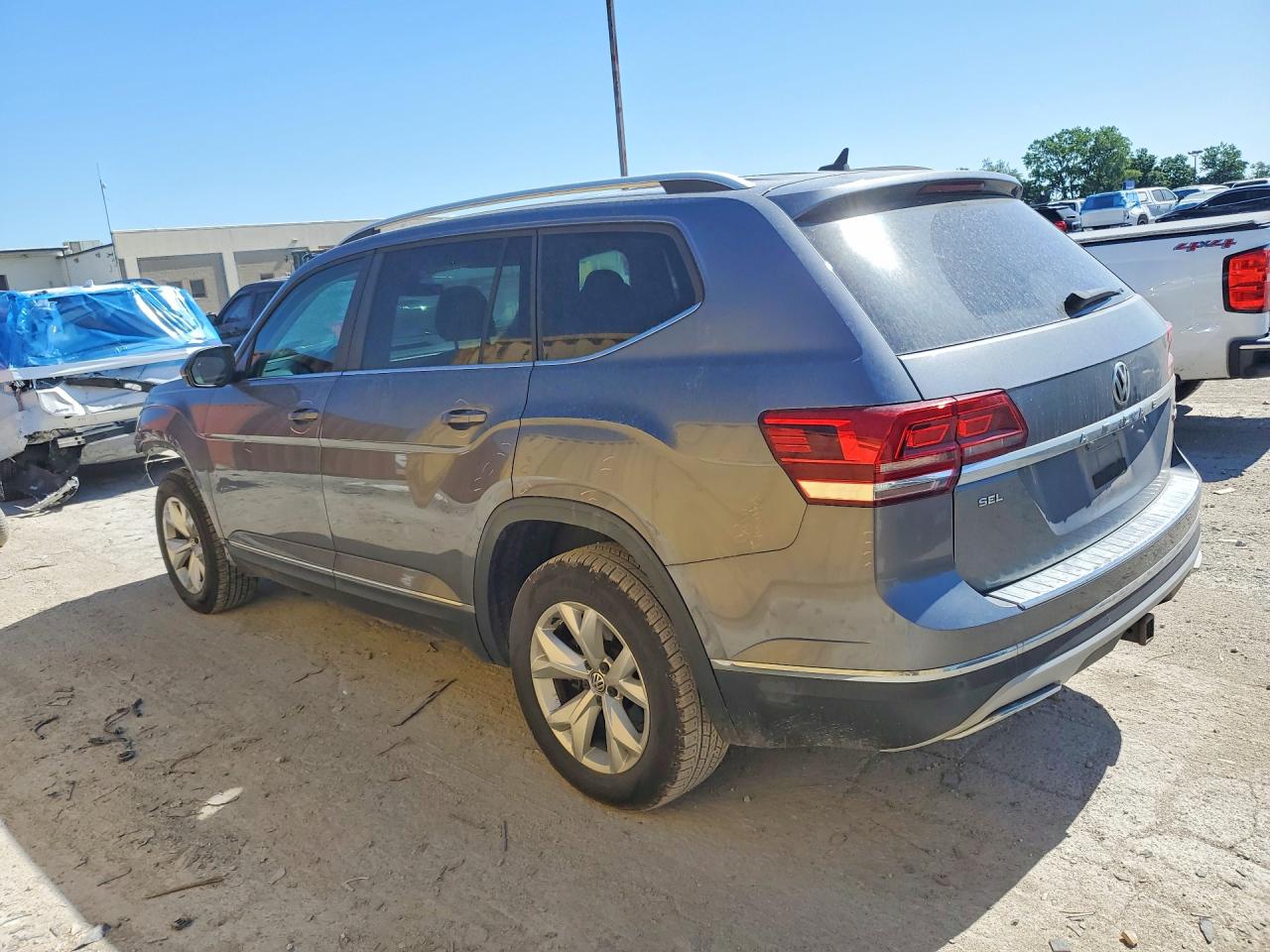 2018 VOLKSWAGEN ATLAS SEL — снимка 2