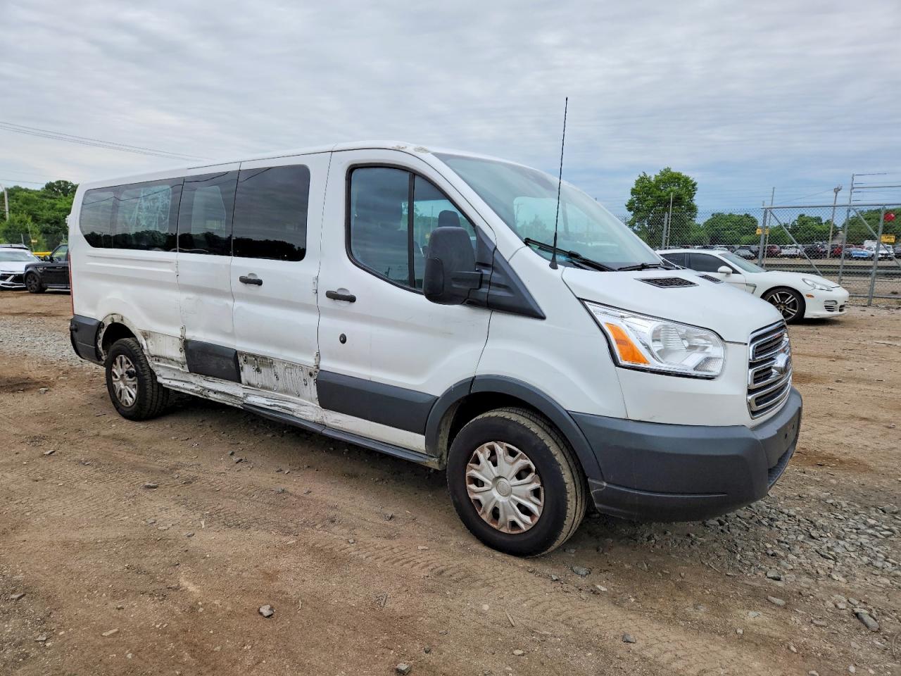 2017 FORD TRANSIT T-350