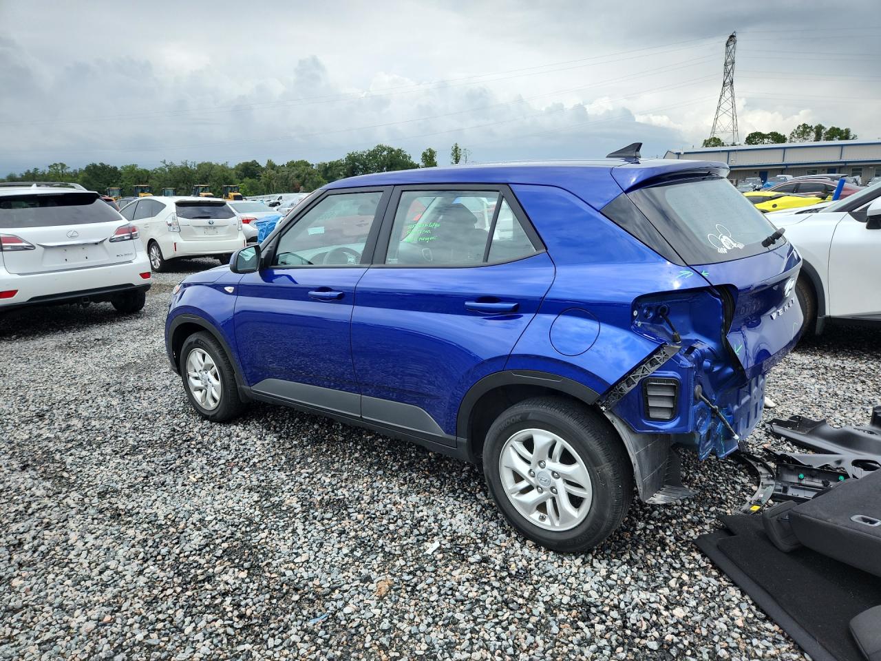2021 HYUNDAI VENUE SE — снимка 2