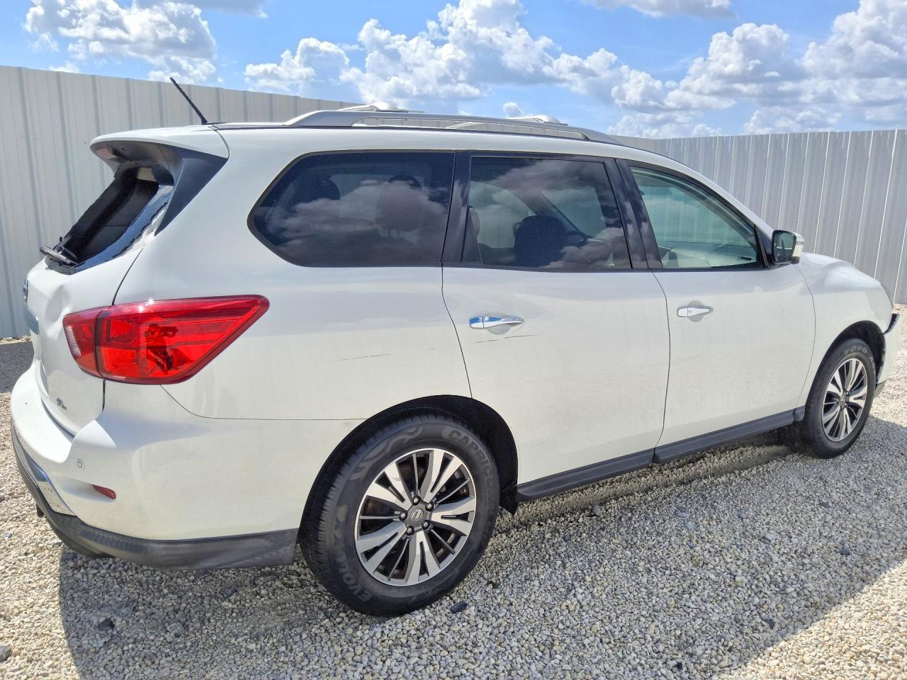 2018 NISSAN PATHFINDER SL — снимка 3