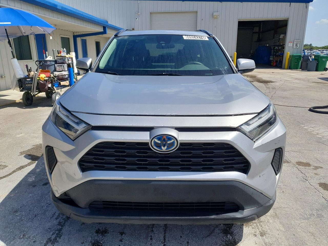 2024 TOYOTA RAV4 HYBRID XLE — снимка 5