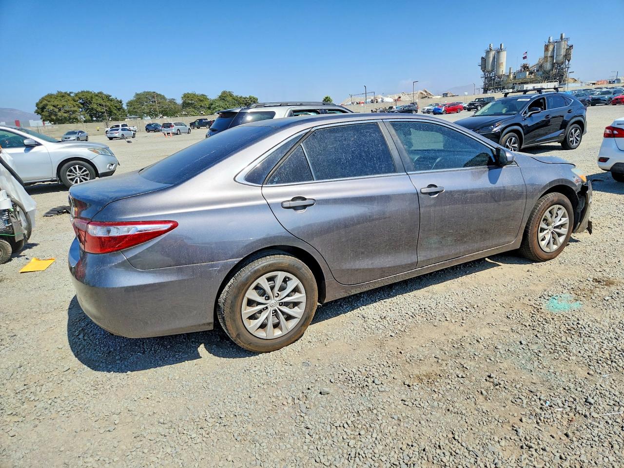 2015 TOYOTA CAMRY LE — снимка 3