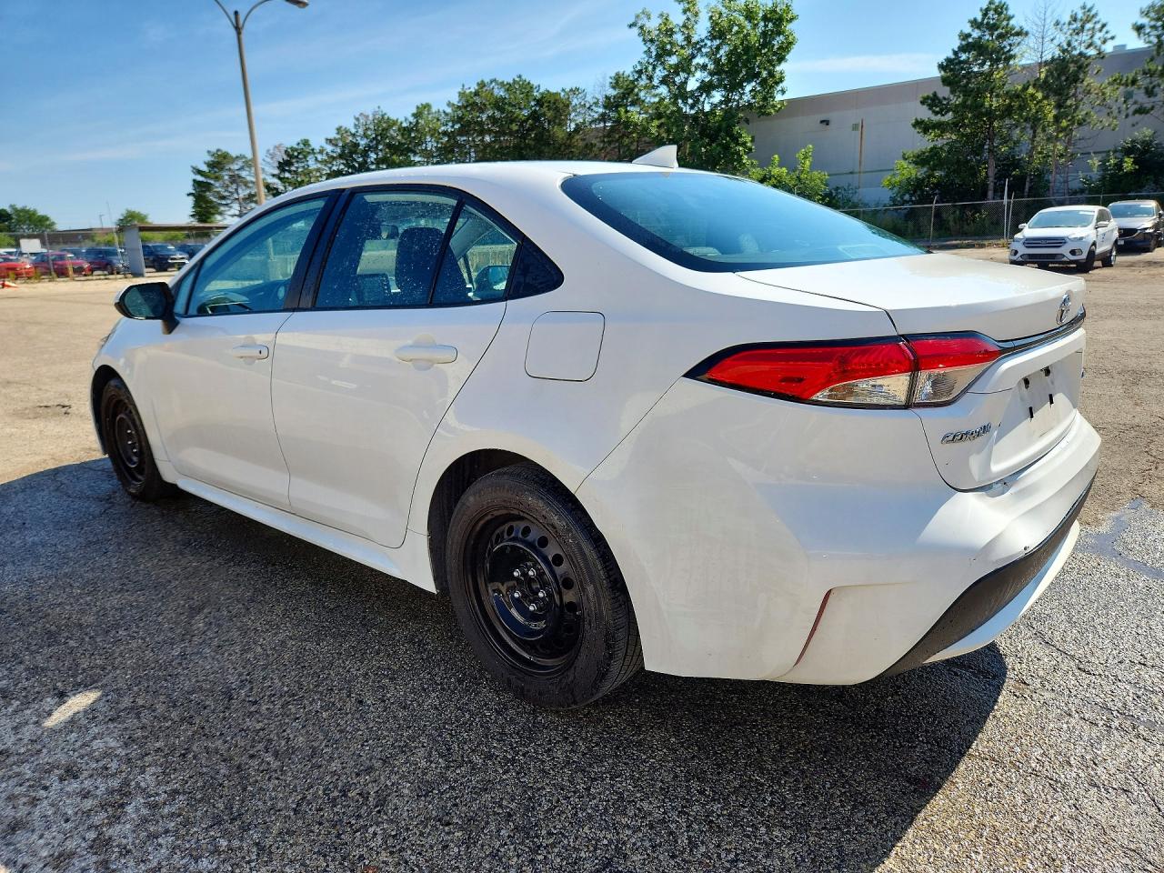 2021 TOYOTA COROLLA LE — снимка 2