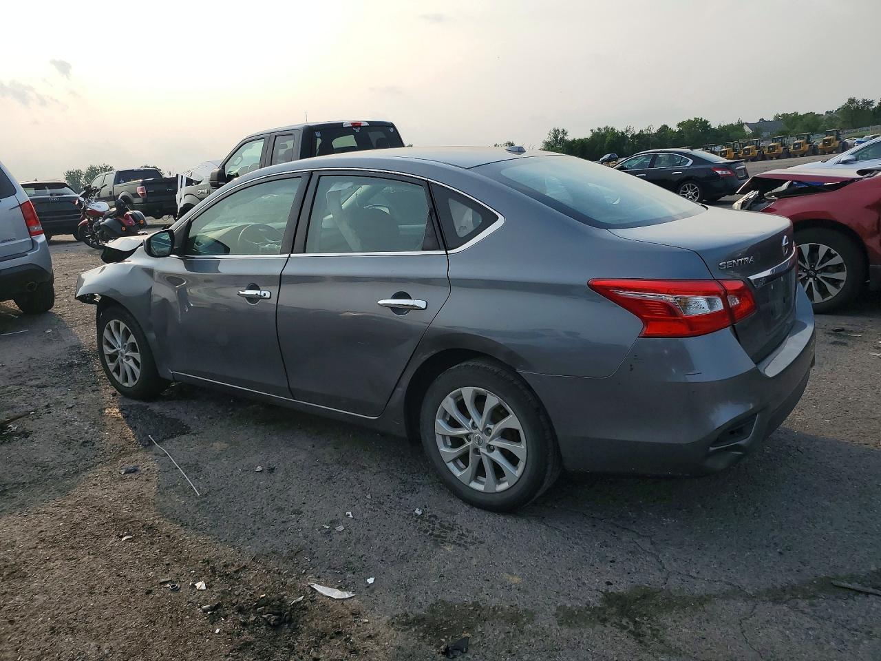 2019 NISSAN SENTRA SV — снимка 2