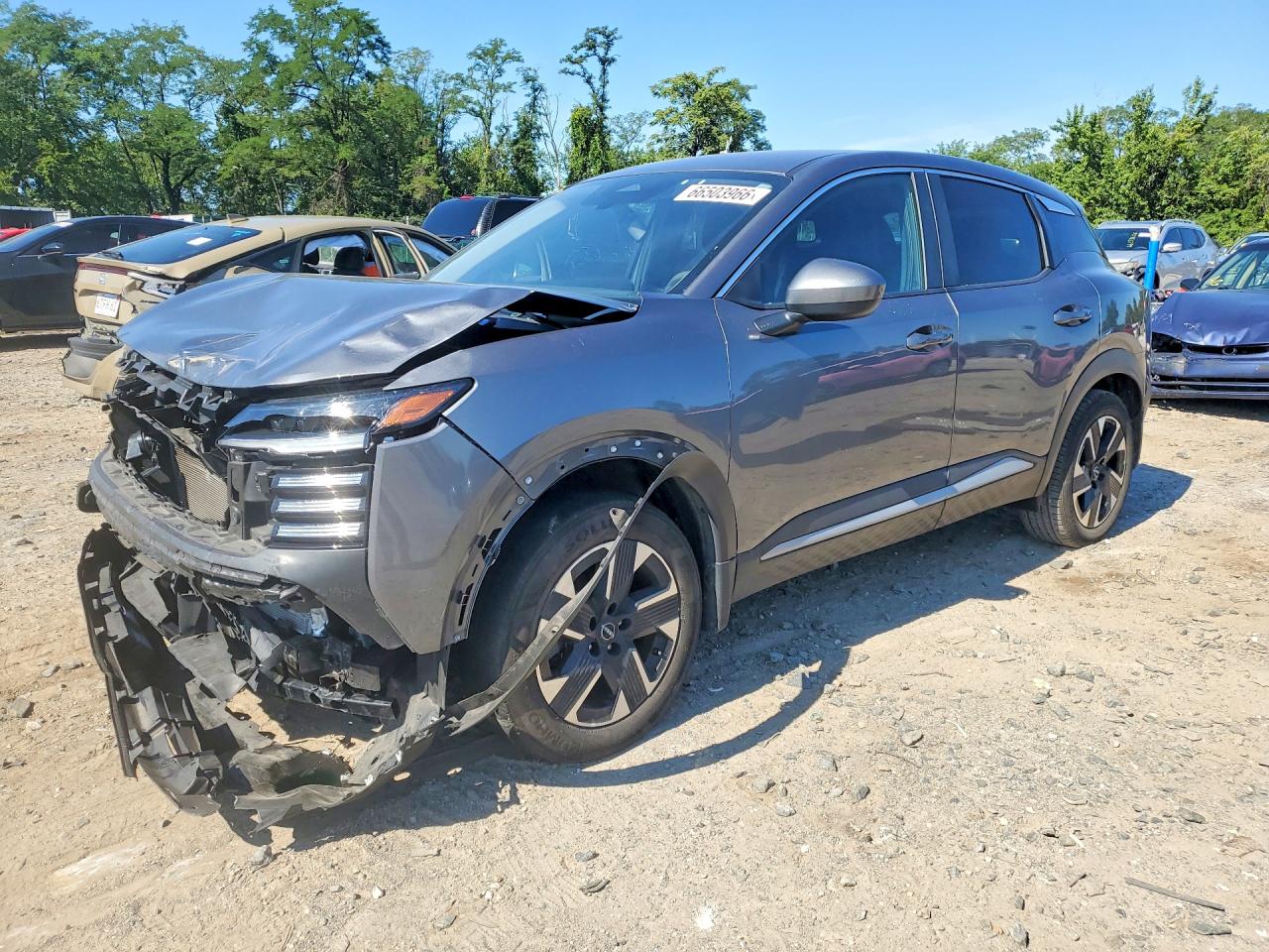 2025 NISSAN KICKS SV