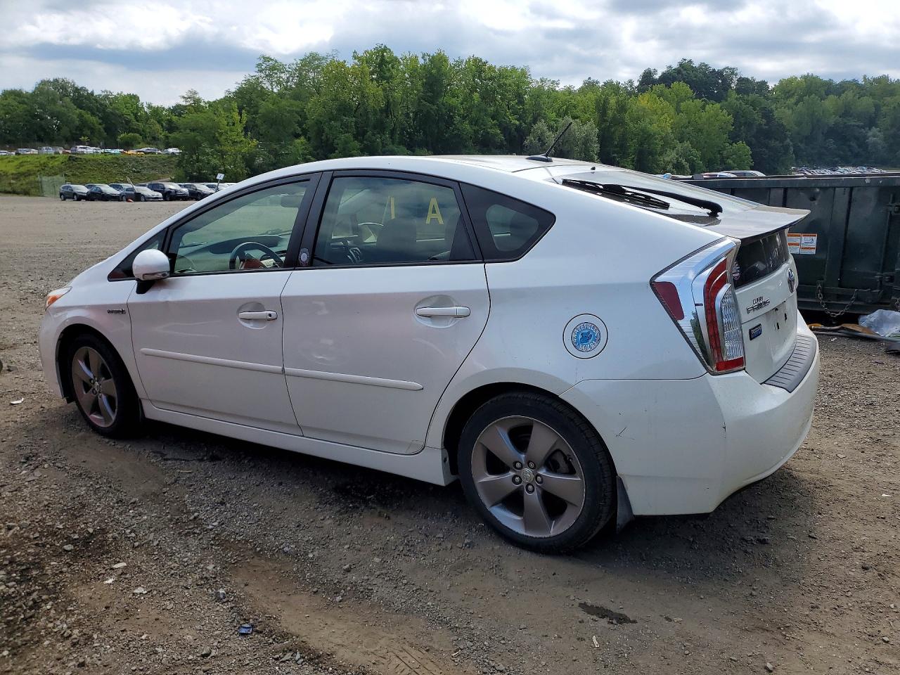 2015 TOYOTA PRIUS PERSONA SERIES — снимка 2