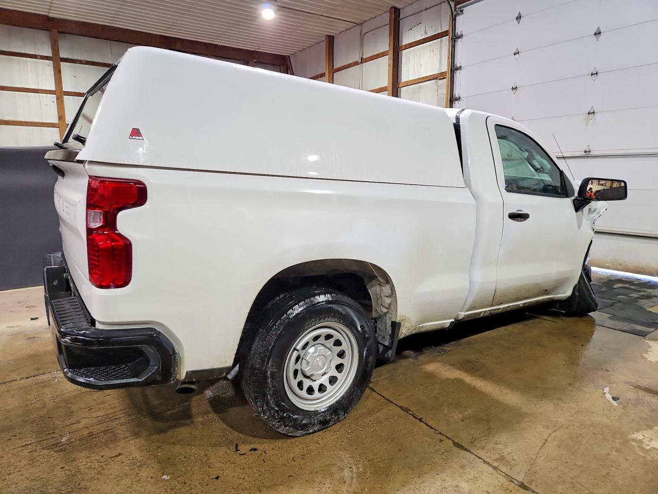 2026 CHEVROLET SILVERADO C1500 — photo 3