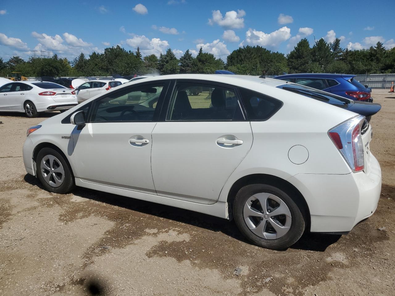 2015 TOYOTA PRIUS TWO — снимка 2