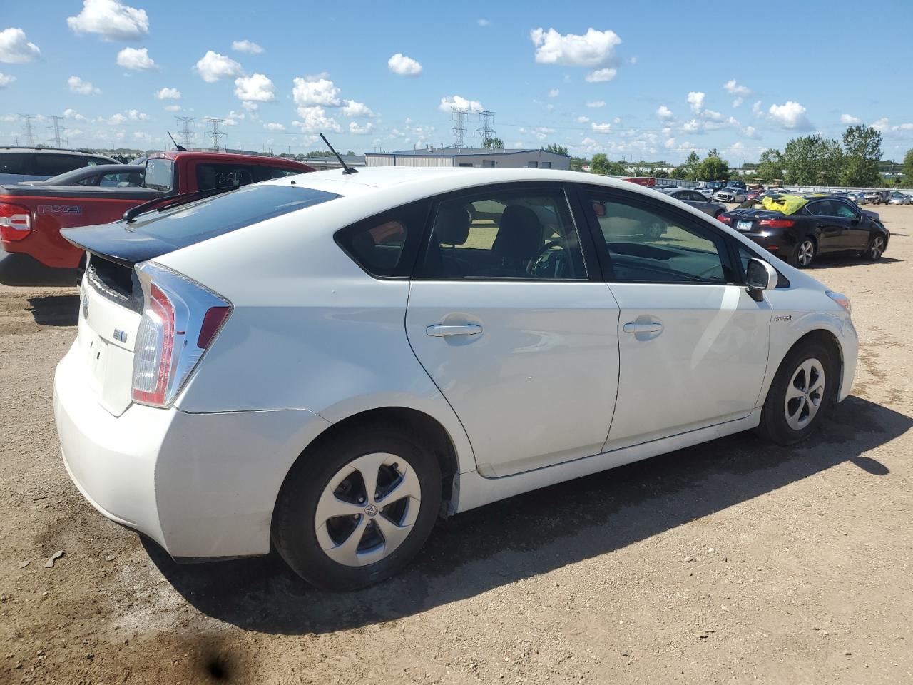 2015 TOYOTA PRIUS TWO — снимка 3