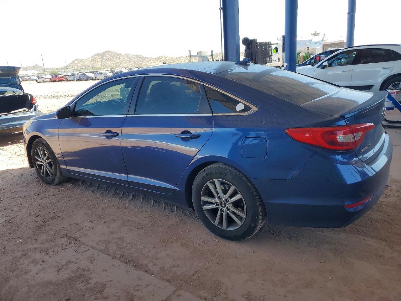 2017 HYUNDAI SONATA SE — снимка 2