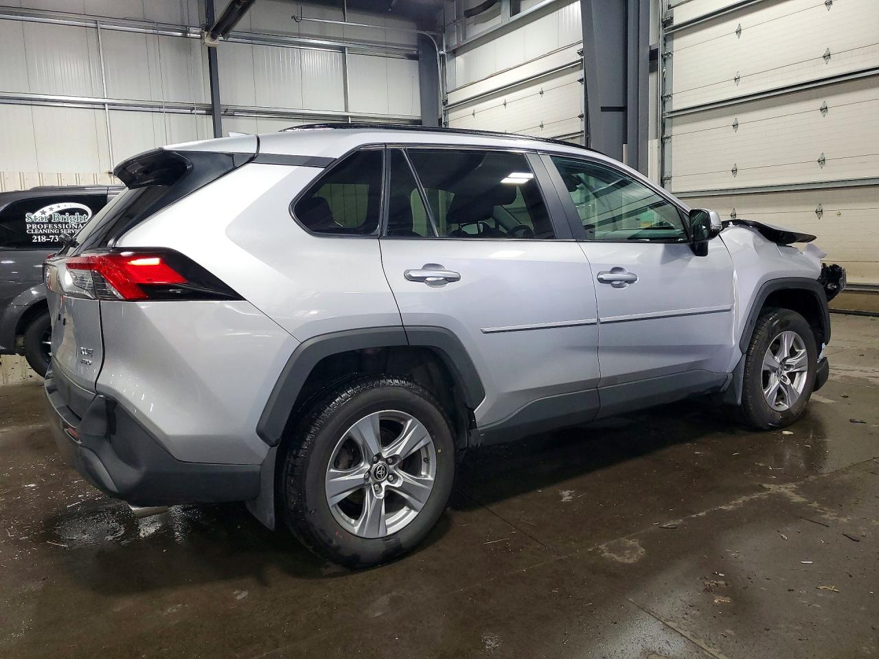 2022 TOYOTA RAV4 XLE — снимка 3
