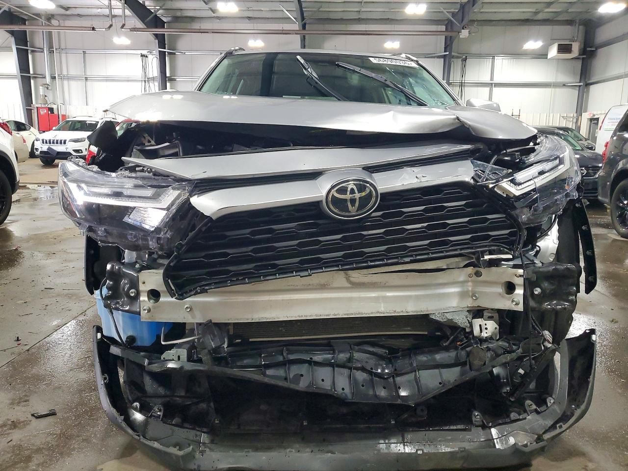 2022 TOYOTA RAV4 XLE — снимка 5