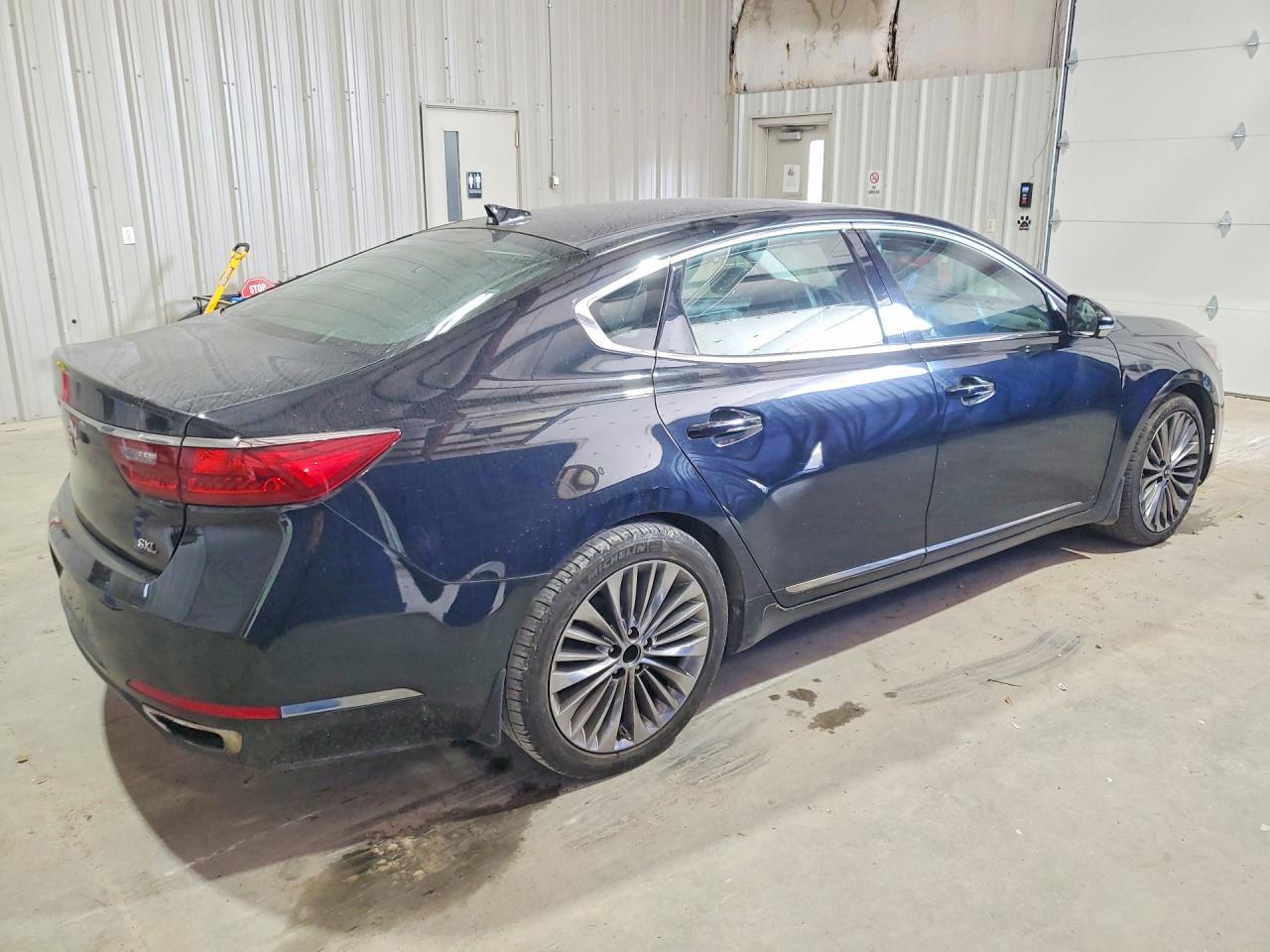 2018 KIA CADENZA LIMITED — снимка 3