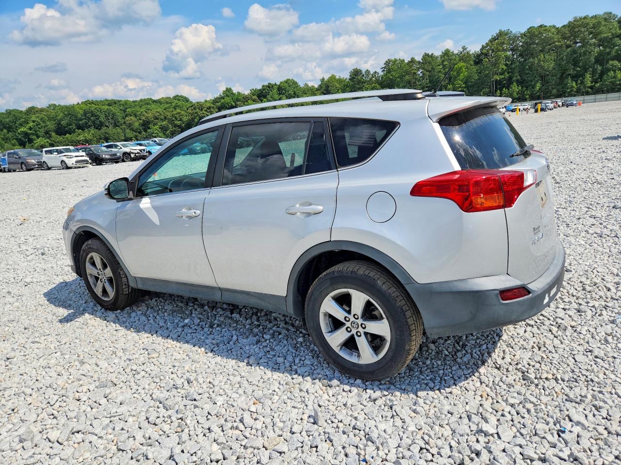 2015 TOYOTA RAV4 XLE — снимка 2