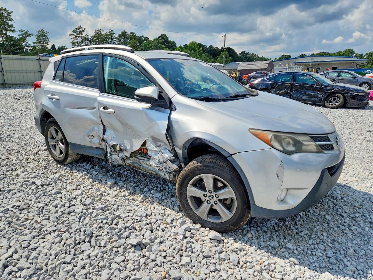 2015 TOYOTA RAV4 XLE — снимка 4
