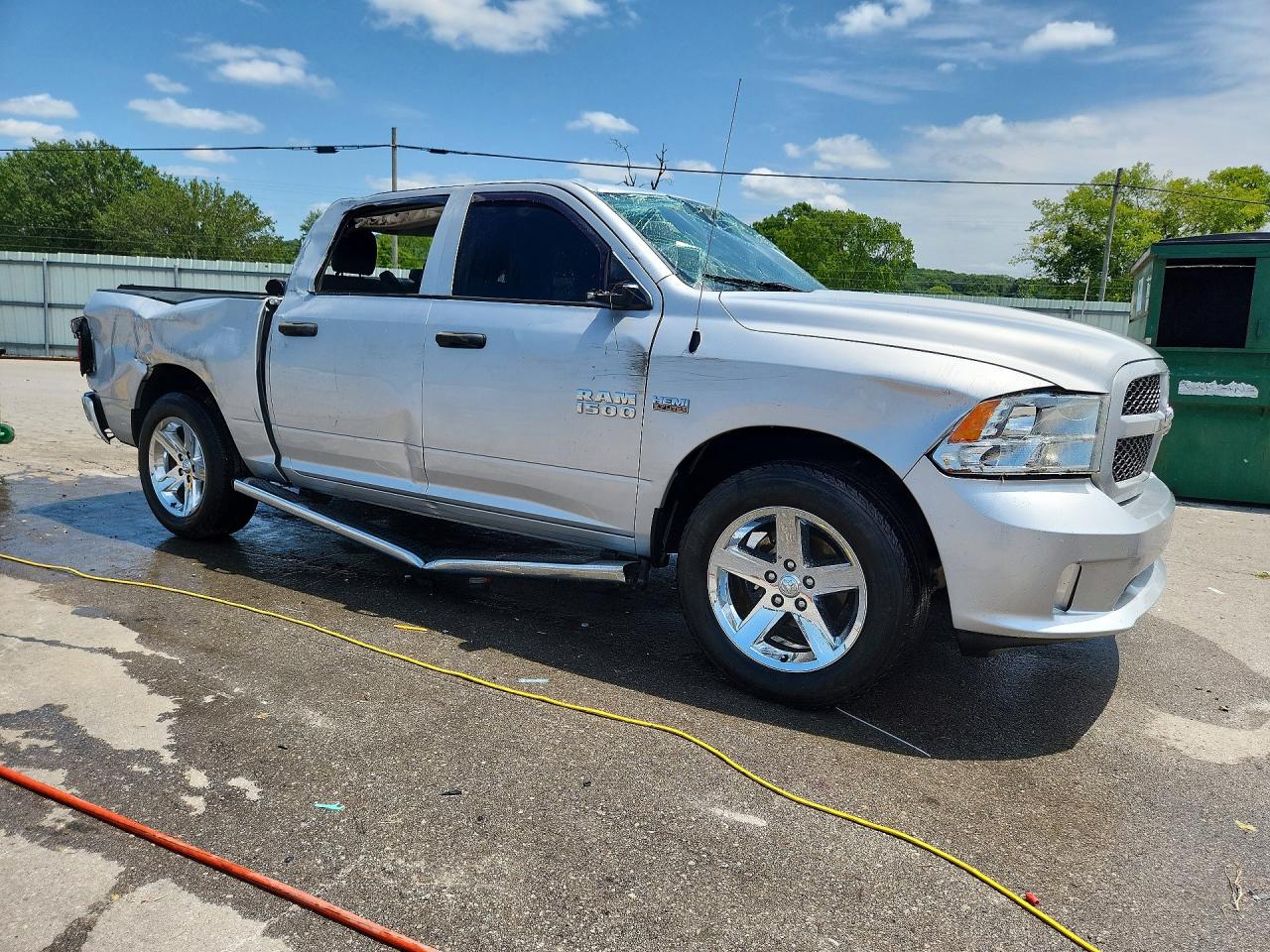 2017 RAM 1500 ST — снимка 4