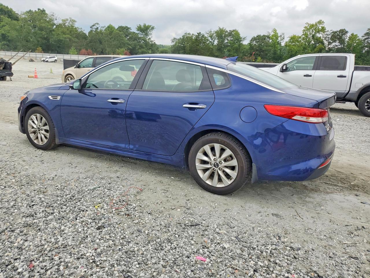 2017 KIA OPTIMA EX — снимка 2