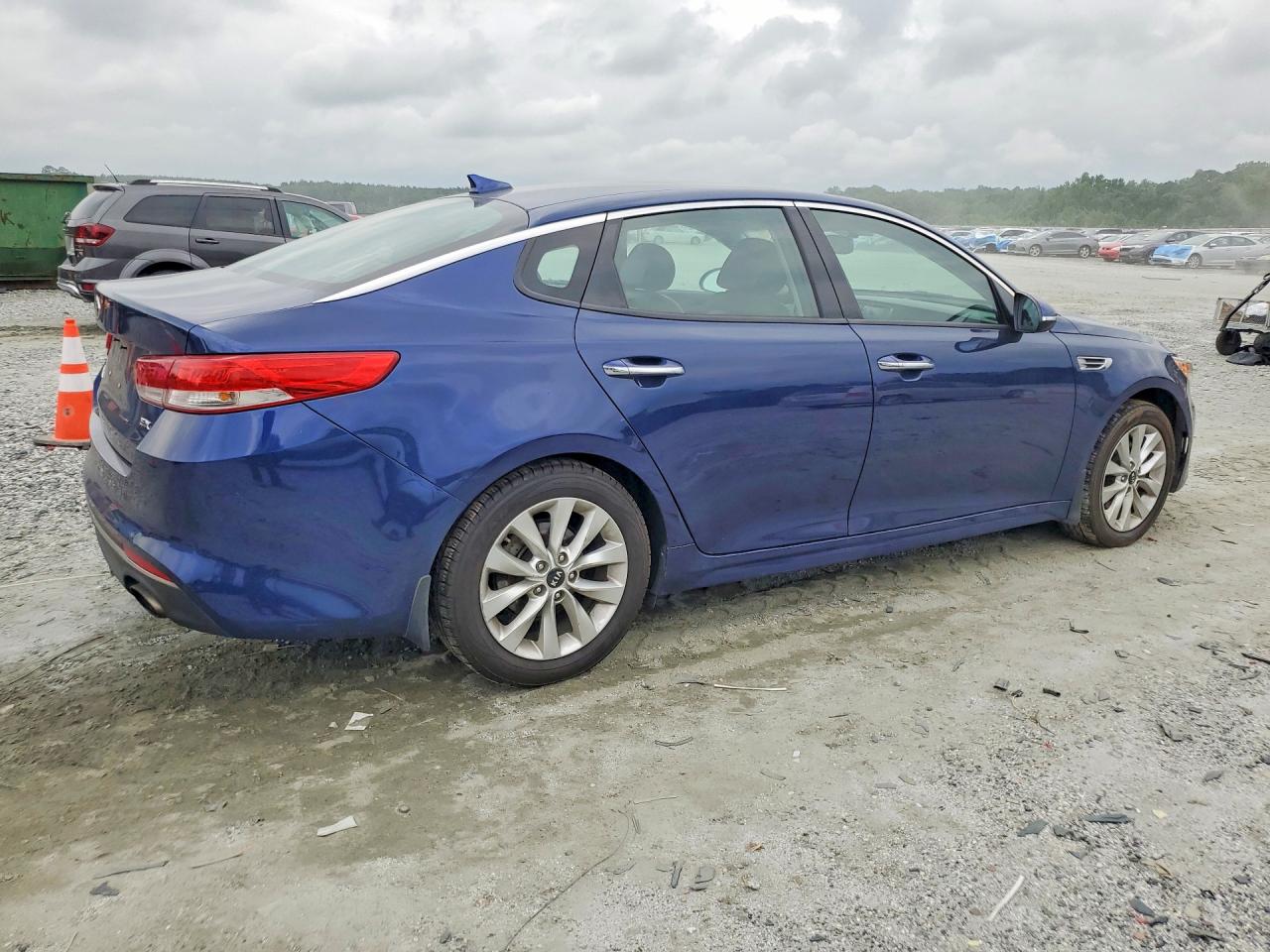 2017 KIA OPTIMA EX — снимка 3