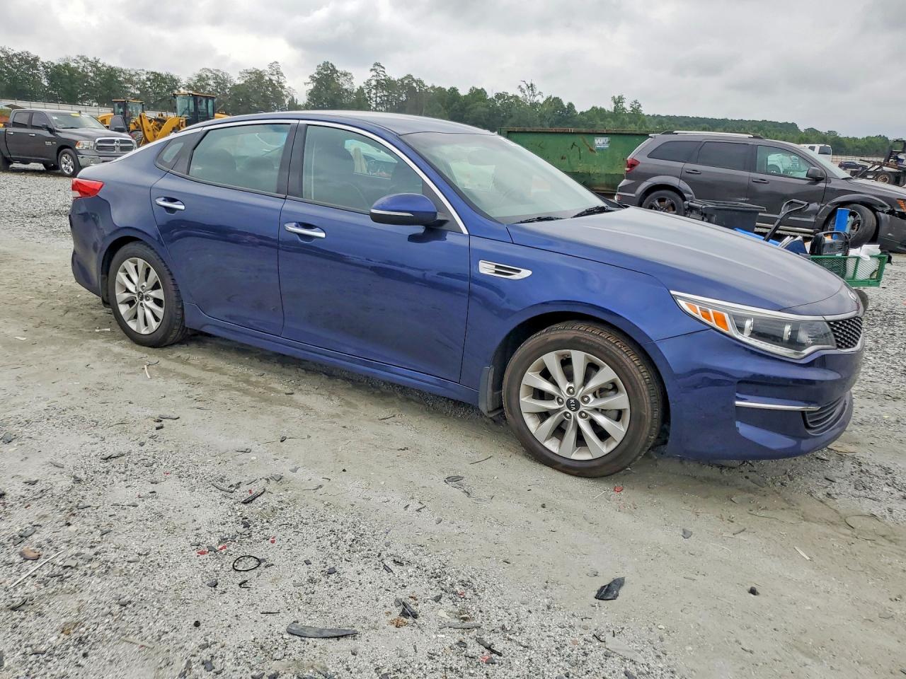 2017 KIA OPTIMA EX — снимка 4