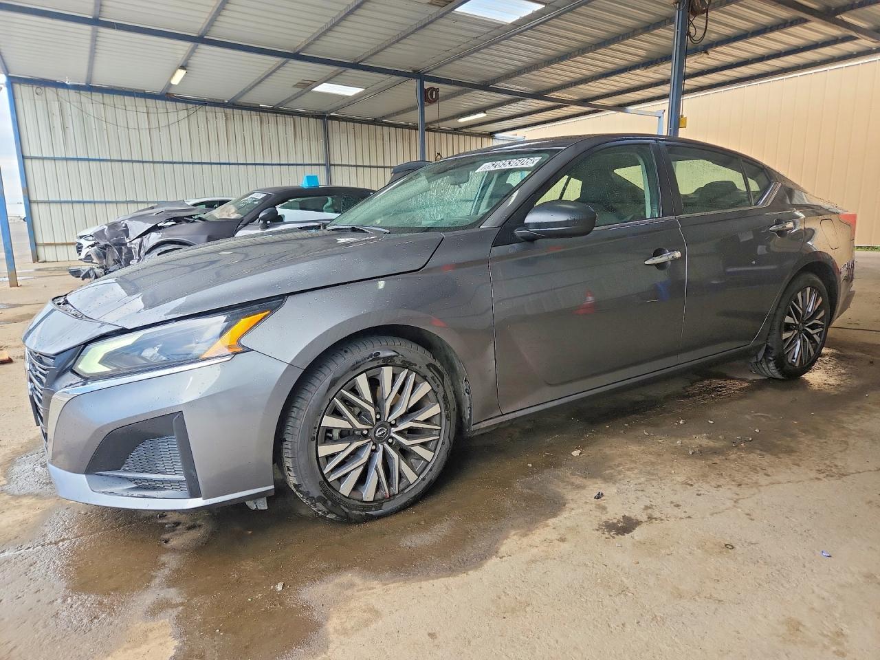 2024 NISSAN ALTIMA SV