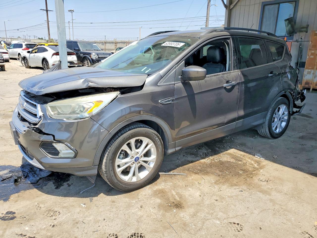 2017 FORD ESCAPE SE