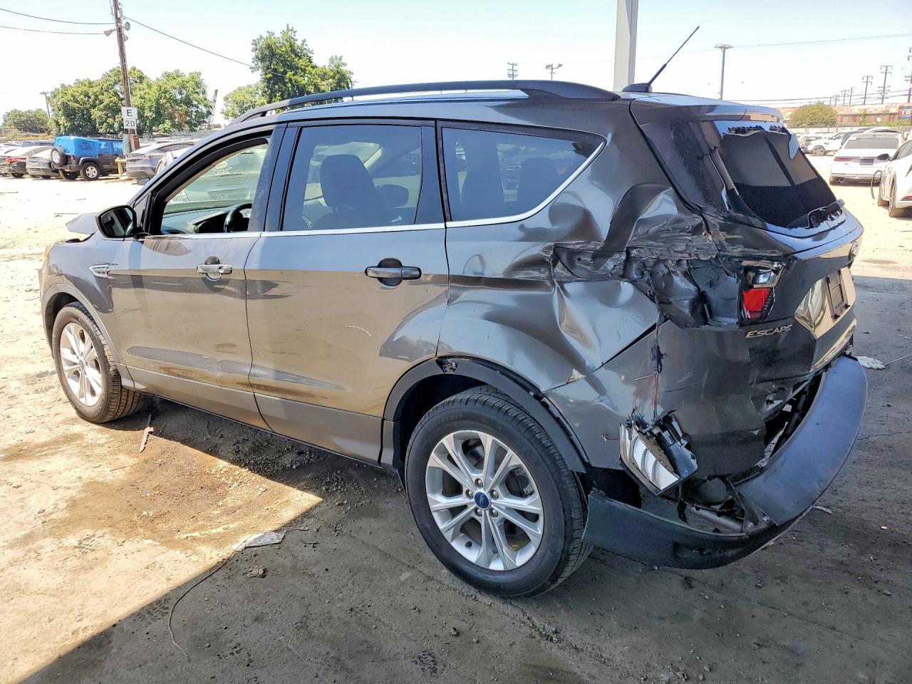 2017 FORD ESCAPE SE — снимка 2