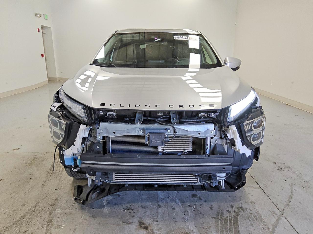 2024 MITSUBISHI ECLIPSE CROSS SE — снимка 5