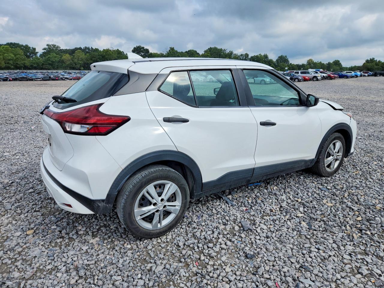 2021 NISSAN KICKS S — снимка 3