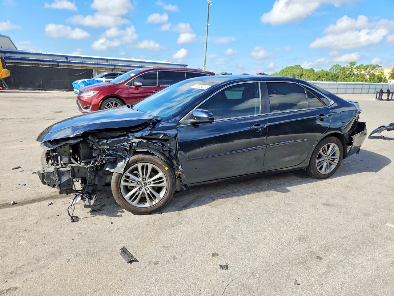 2017 TOYOTA CAMRY SE
