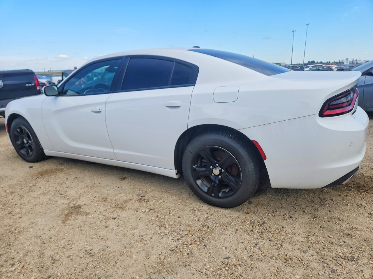 2019 DODGE CHARGER SXT — снимка 2