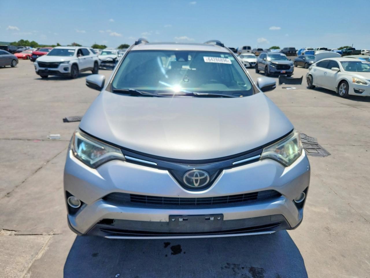 2018 TOYOTA RAV4 XLE — снимка 5
