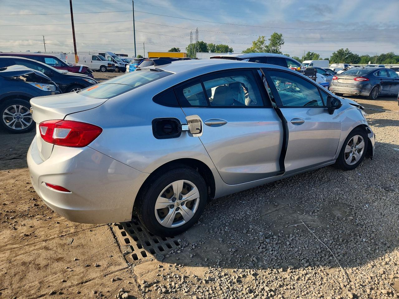 2017 CHEVROLET CRUZE LS — снимка 3