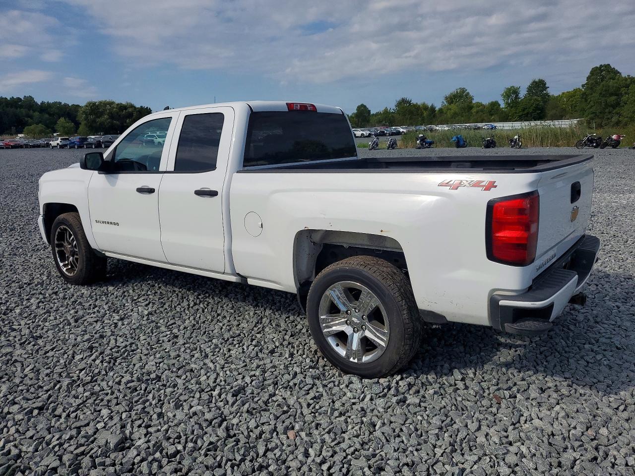 2018 CHEVROLET SILVERADO K1500 CUSTOM — снимка 2