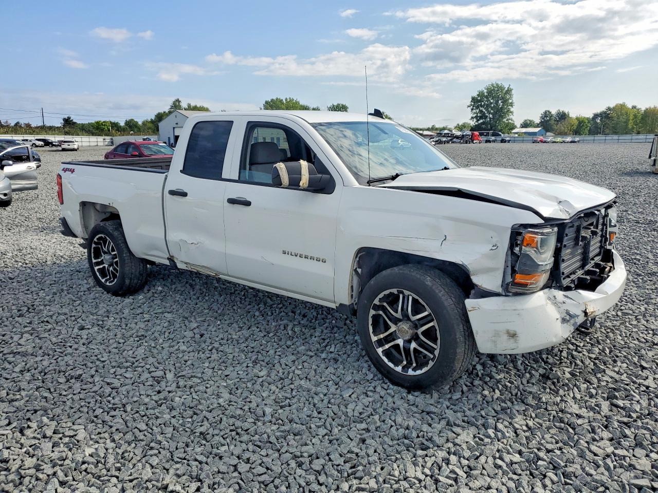 2018 CHEVROLET SILVERADO K1500 CUSTOM — снимка 4