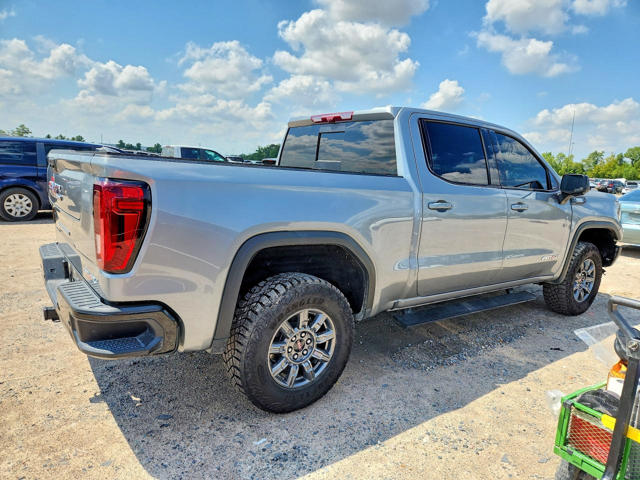 2026 GMC SIERRA K1500 AT4X — снимка 3