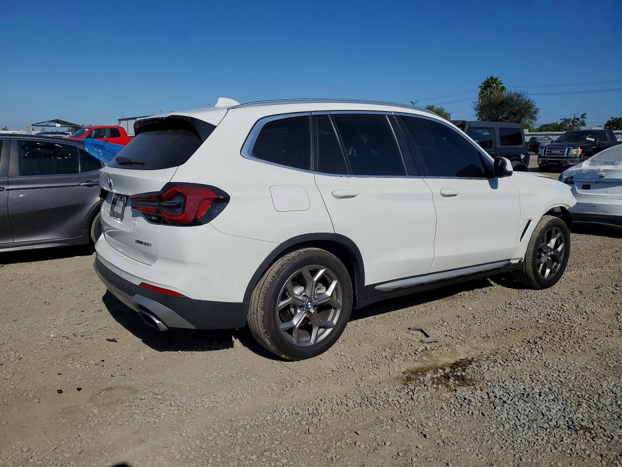 2022 BMW X3 XDRIVE30I — снимка 3