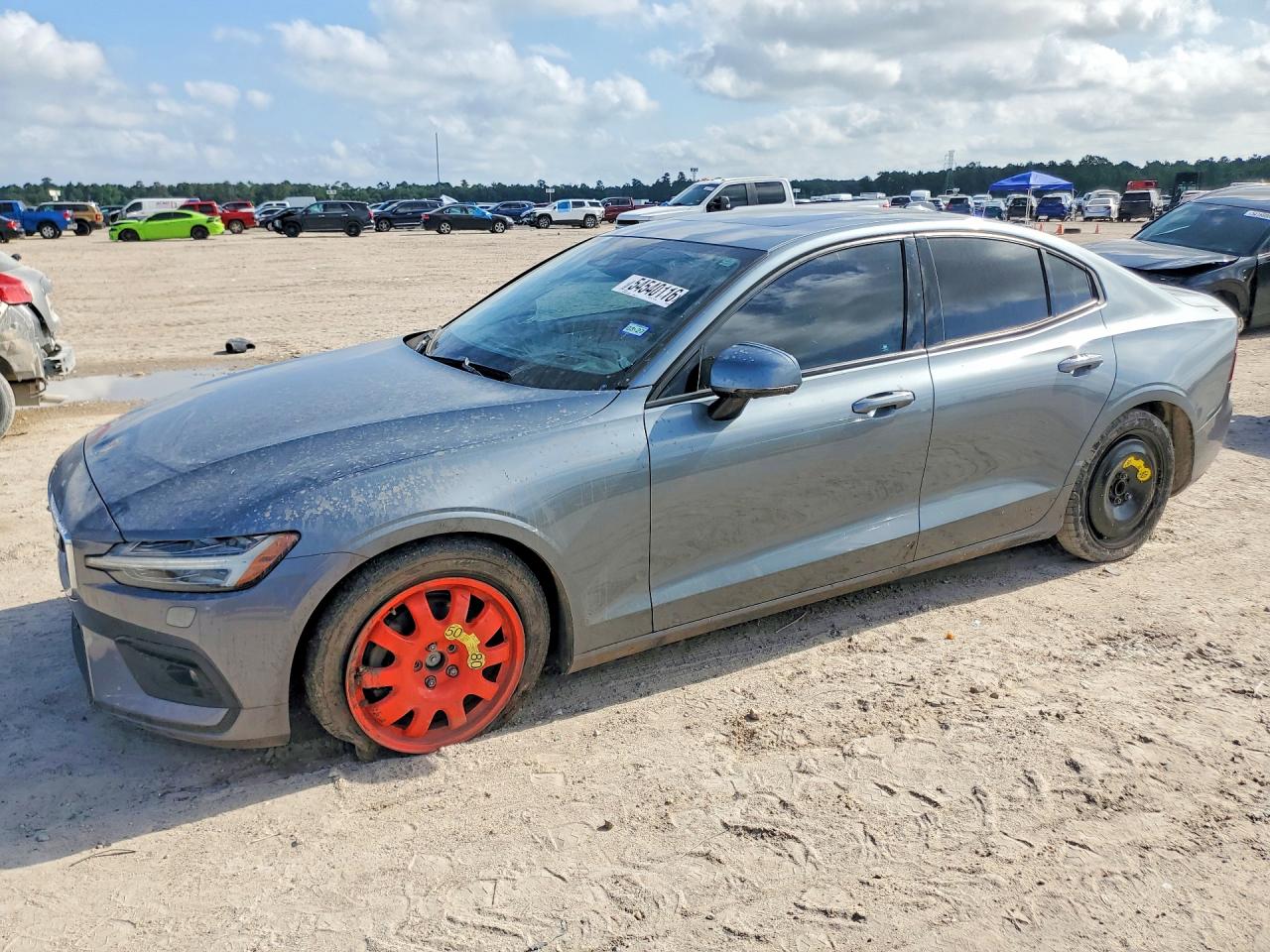 2020 VOLVO S60 T5 MOMENTUM