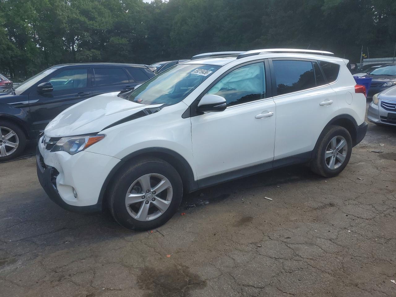 2015 TOYOTA RAV4 XLE
